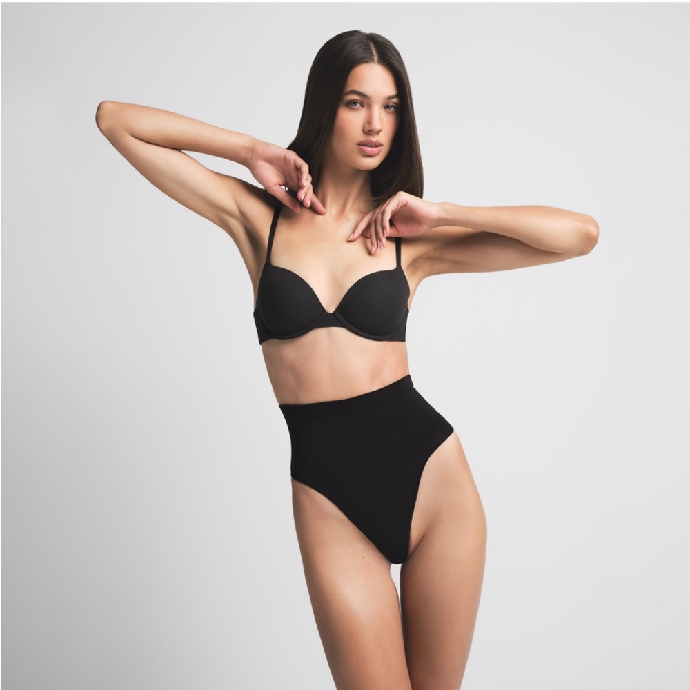 SKIMS core control HIGH WAIST thong XS Black